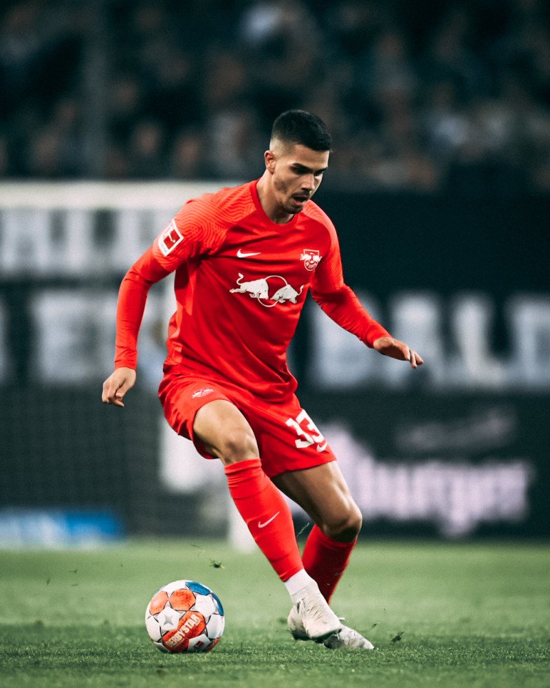 转折点莱比锡官宣签约，欧联今夜攻防权衡，信心回归，赛季目标并未改变 -友博体育官网