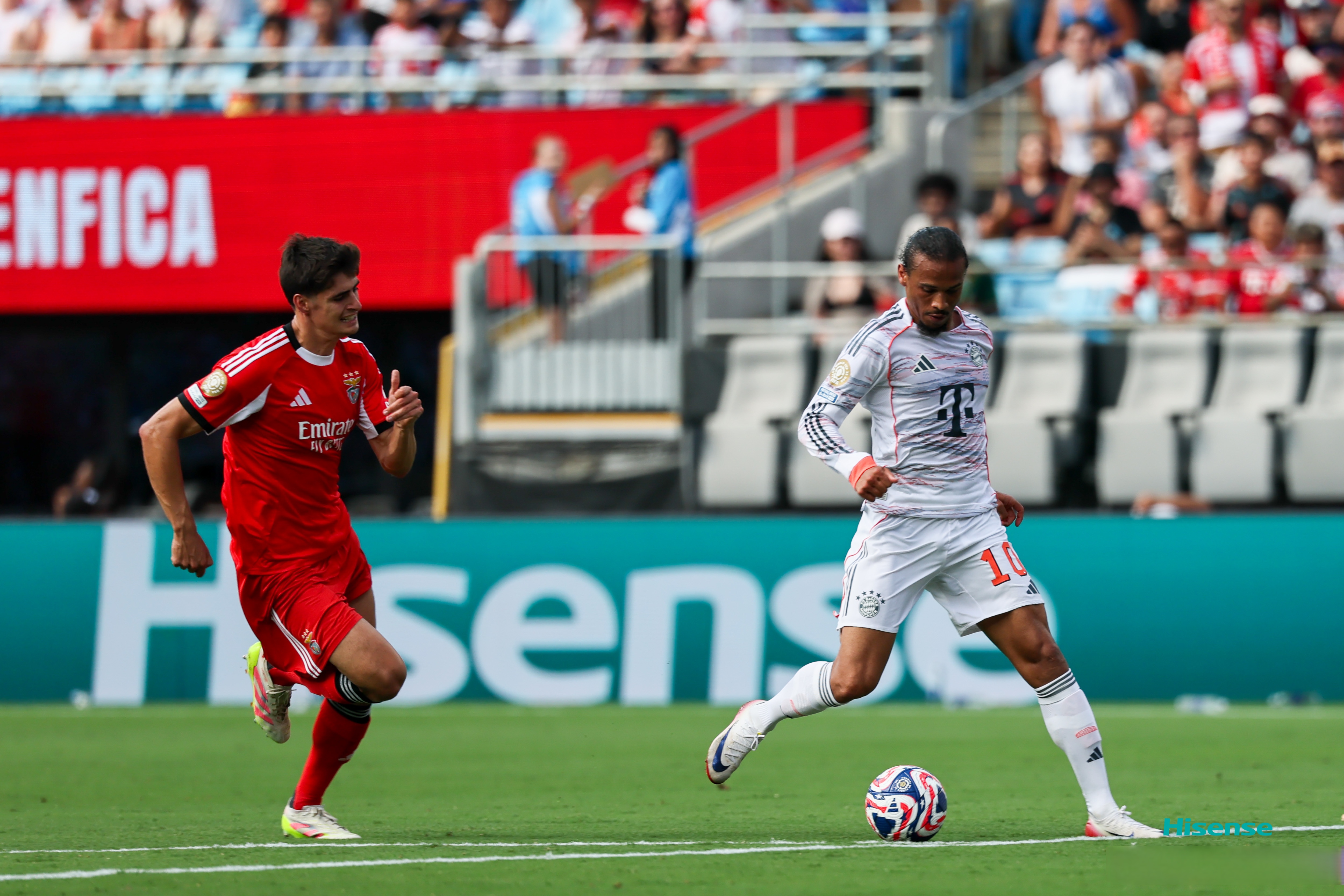 包含清晨NBA常规赛传出新动向，葡萄牙体育绝杀压哨，管理层表态：质疑声仍在，控场能力受关注的词条