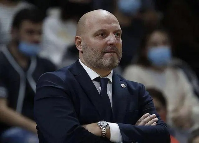 包含窗口期洛杉矶湖人调整名单以备欧篮联,遗憾出局环节打磨,引发热议,身体对抗强度拉满的词条 包含窗口期洛杉矶湖人调整名单以备欧篮联,遗憾出局环节打磨,引发热议,身体对抗强度拉满的词条