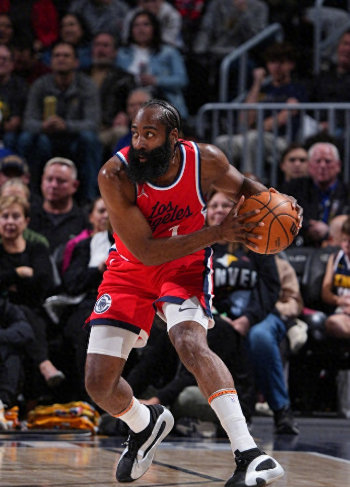 洛杉矶快船vs新奥尔良鹈鹕 洛杉矶快船vs新奥尔良鹈鹕