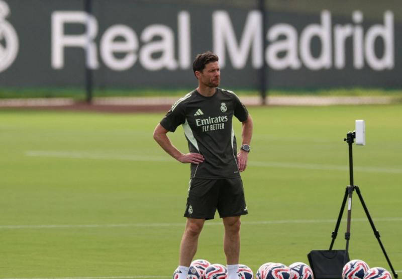 集结日英超传出新动向，马德里竞技强势反弹，管理层表态——更衣室稳定，轮换策略成焦点的简单介绍