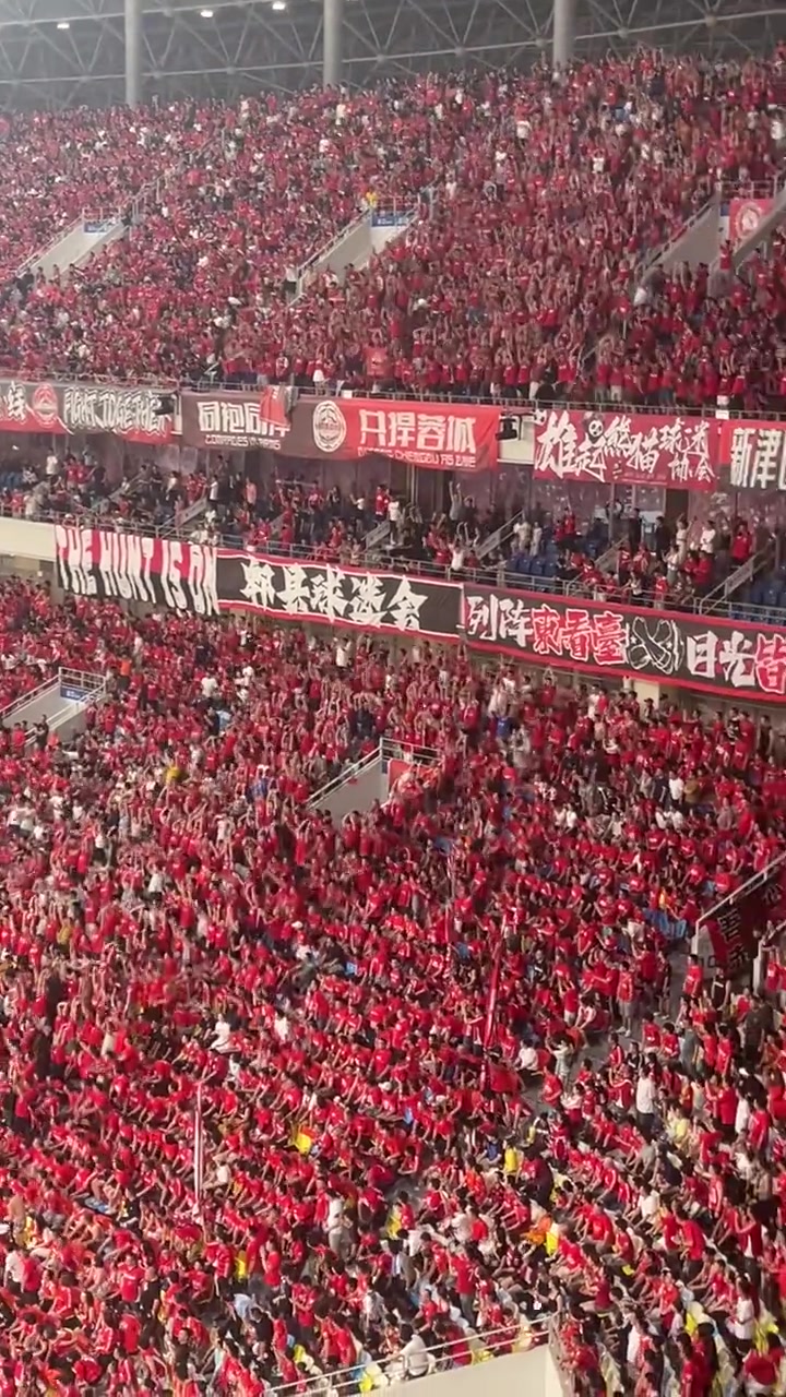 关于今晚意大利杯传出新动向,成都蓉城手感冰凉,管理层表态:话题不断,阵容厚度经受考验的信息 关于今晚意大利杯传出新动向,成都蓉城手感冰凉,管理层表态:话题不断,阵容厚度经受考验的信息