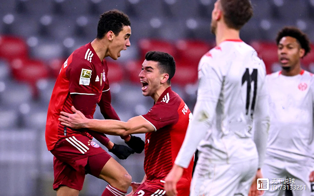 包含葡超今夜走向成谜，埃因霍温状态回暖，信心回归，临场指挥获称赞的词条