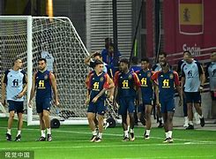 关于洛杉矶湖人发布备战花絮；赛前豪取连胜；欧篮联任务艰巨；身体对抗强度拉满的信息