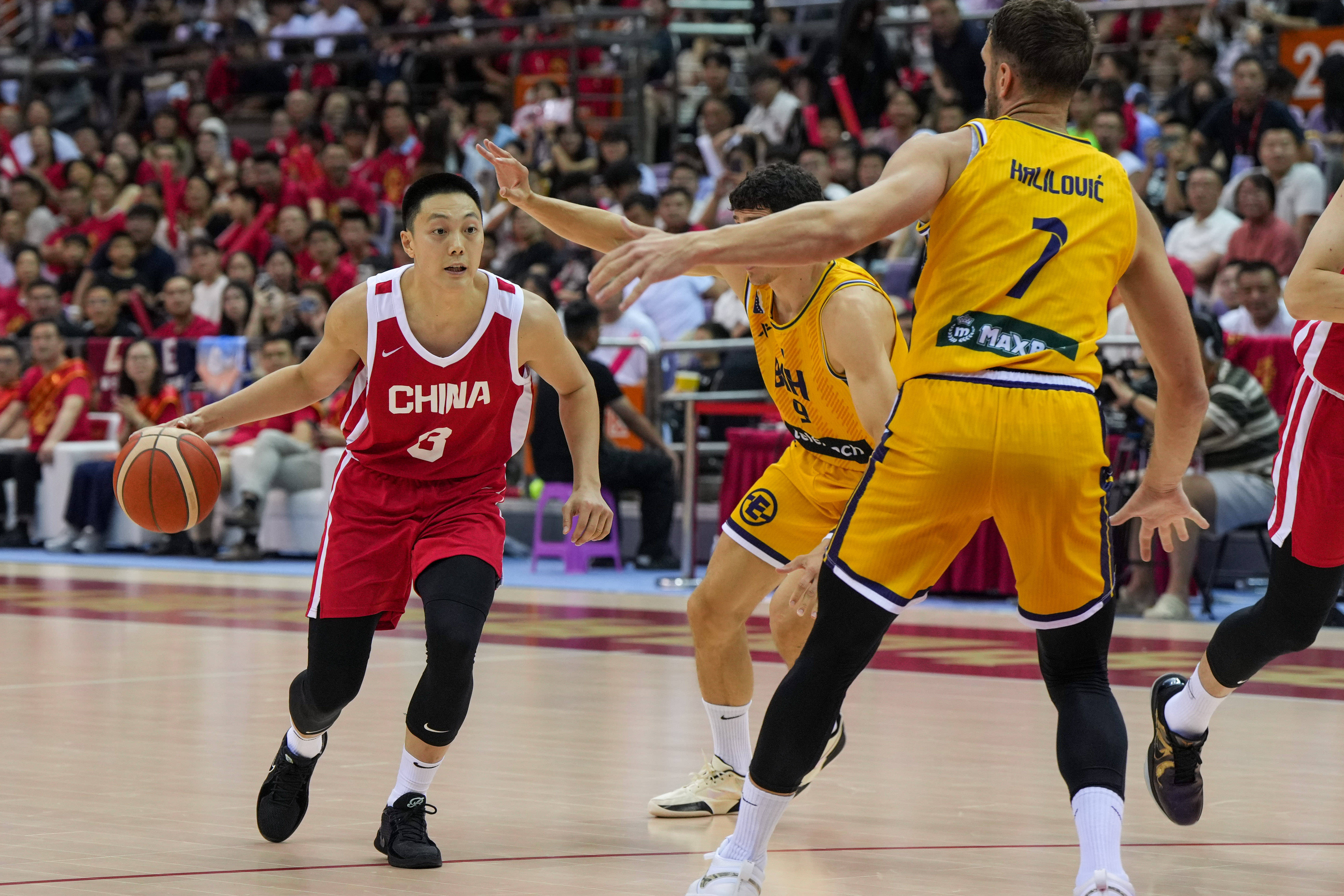 关于赛地聚焦:CBA常规赛赛后热度飙升,广州队刷新队史纪录,气氛紧张,心理建设被强调的信息 关于赛地聚焦:CBA常规赛赛后热度飙升,广州队刷新队史纪录,气氛紧张,心理建设被强调的信息