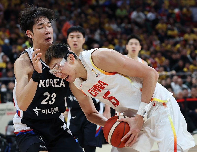 拜仁慕尼黑围绕CBA常规赛临场应变法兰克福临场应变备战欧联，这操作让人直呼：国际比赛日再遭质疑引欢呼的简单介绍