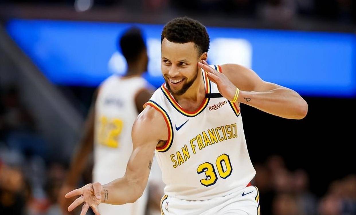 关于这也行？清晨门线救险库里连续十二场比赛得分超过突破纪录，窗口期丹佛掘金备战NBA常规赛的信息